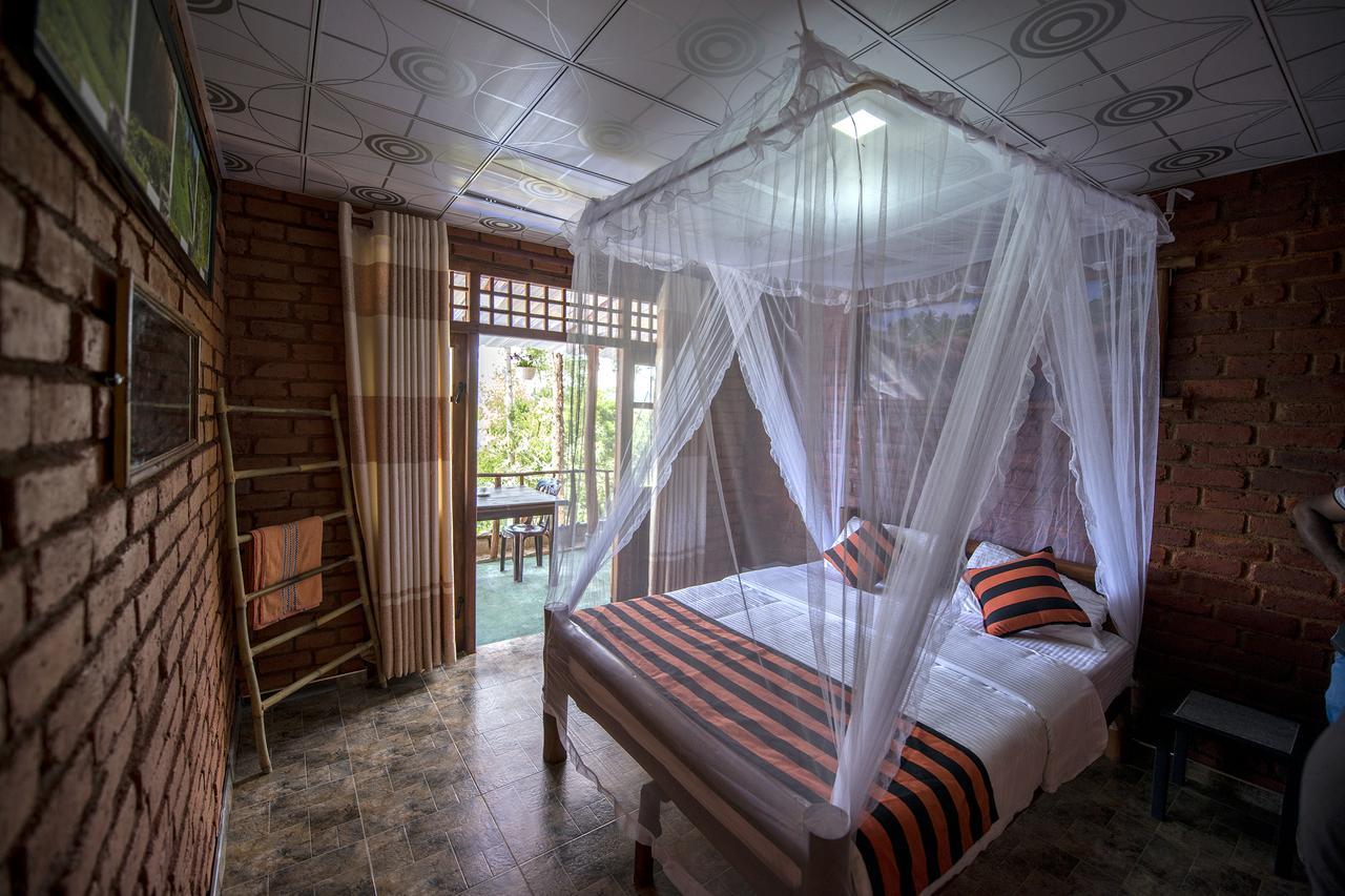 Apurvi Homestay Ella Extérieur photo