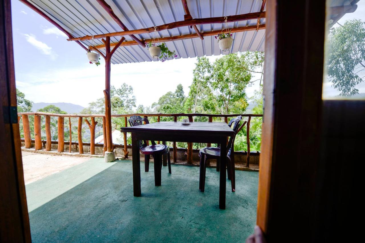 Apurvi Homestay Ella Extérieur photo