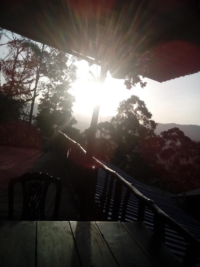 Apurvi Homestay Ella Extérieur photo